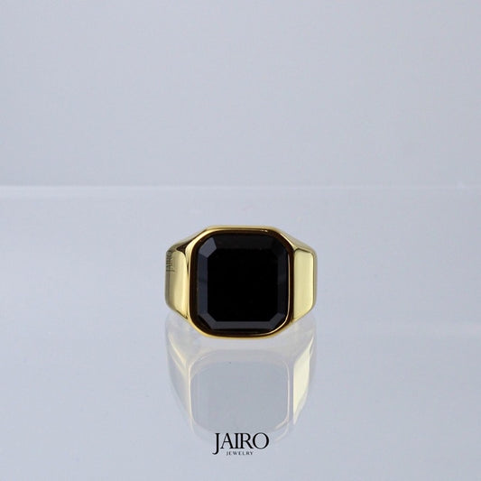 JAIRO Maxus Black Signet Ring in Gold