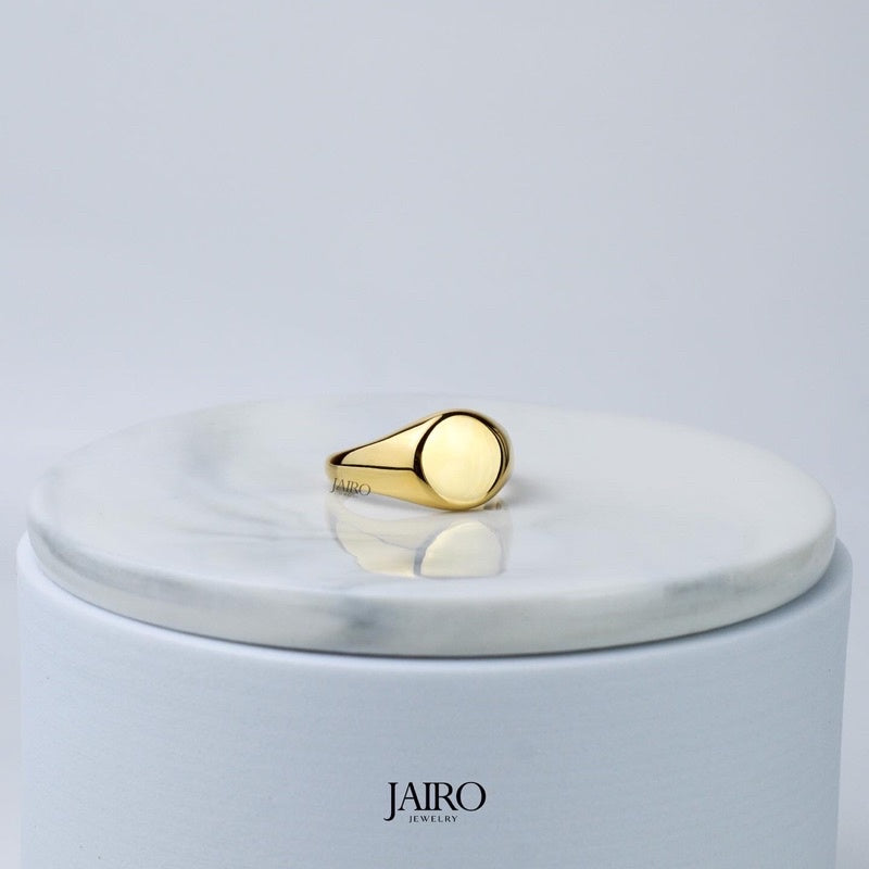 JAIRO Luca Signet Ring in Gold