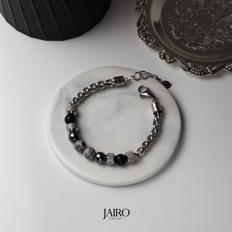 JAIRO Yuri Map Stone Bracelet in Silver