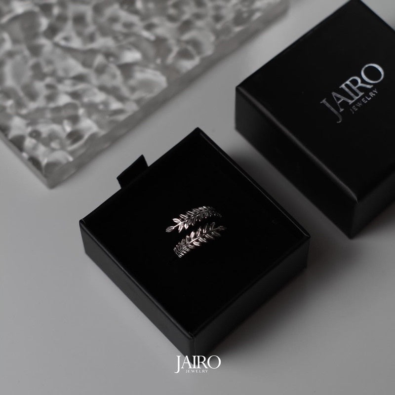 JAIRO Palmo Adjustable Ring in Silver