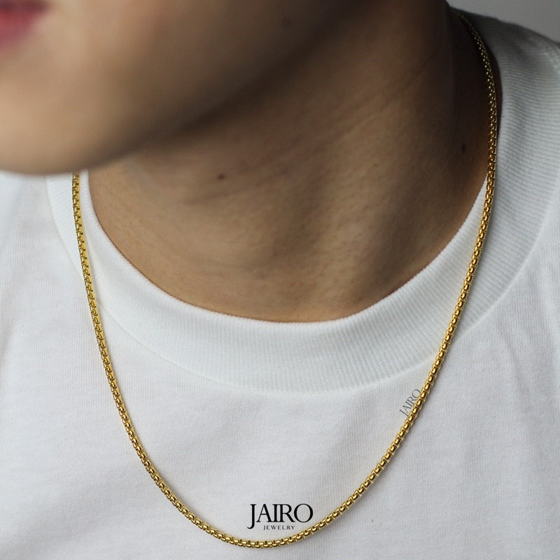 JAIRO Box Chain Necklace in Gold