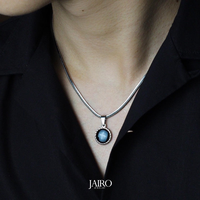 JAIRO Hermano Black Amulet Necklace in Silver