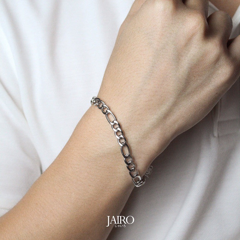 JAIRO Figaro Chain Bracelet in Silver