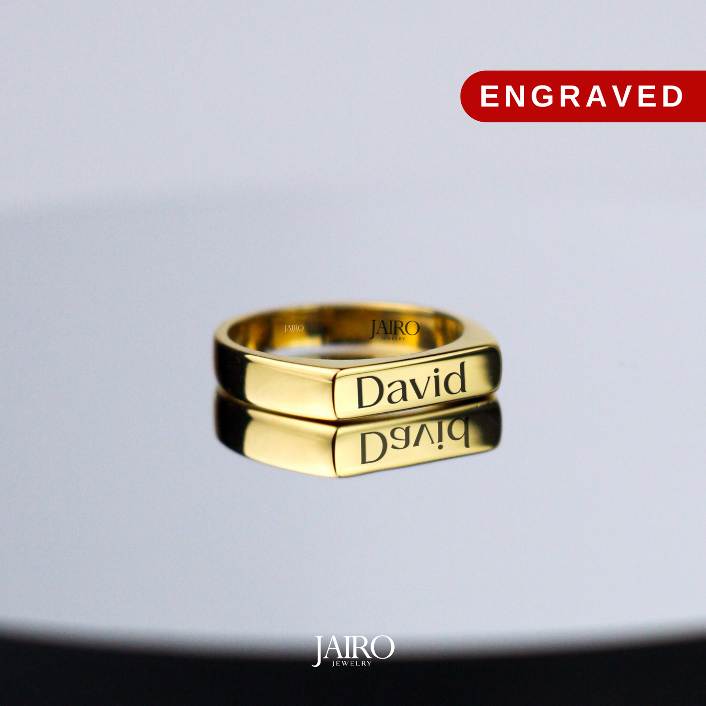 JAIRO Engraved Mauro Bar Signet Ring in Gold