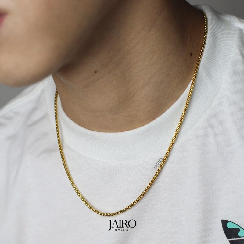 JAIRO Box Chain Necklace in Gold