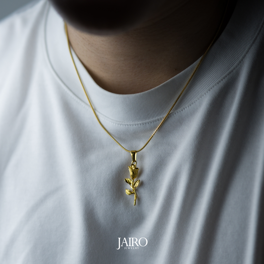 JAIRO Rocio Rose Necklace in Gold