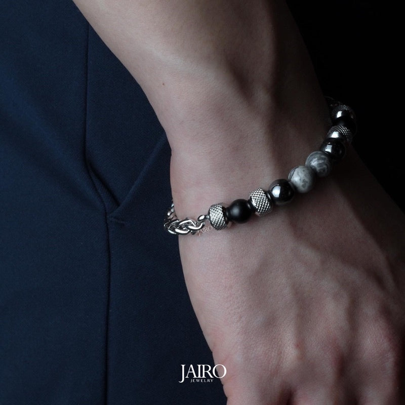 JAIRO Yuri Map Stone Bracelet in Silver