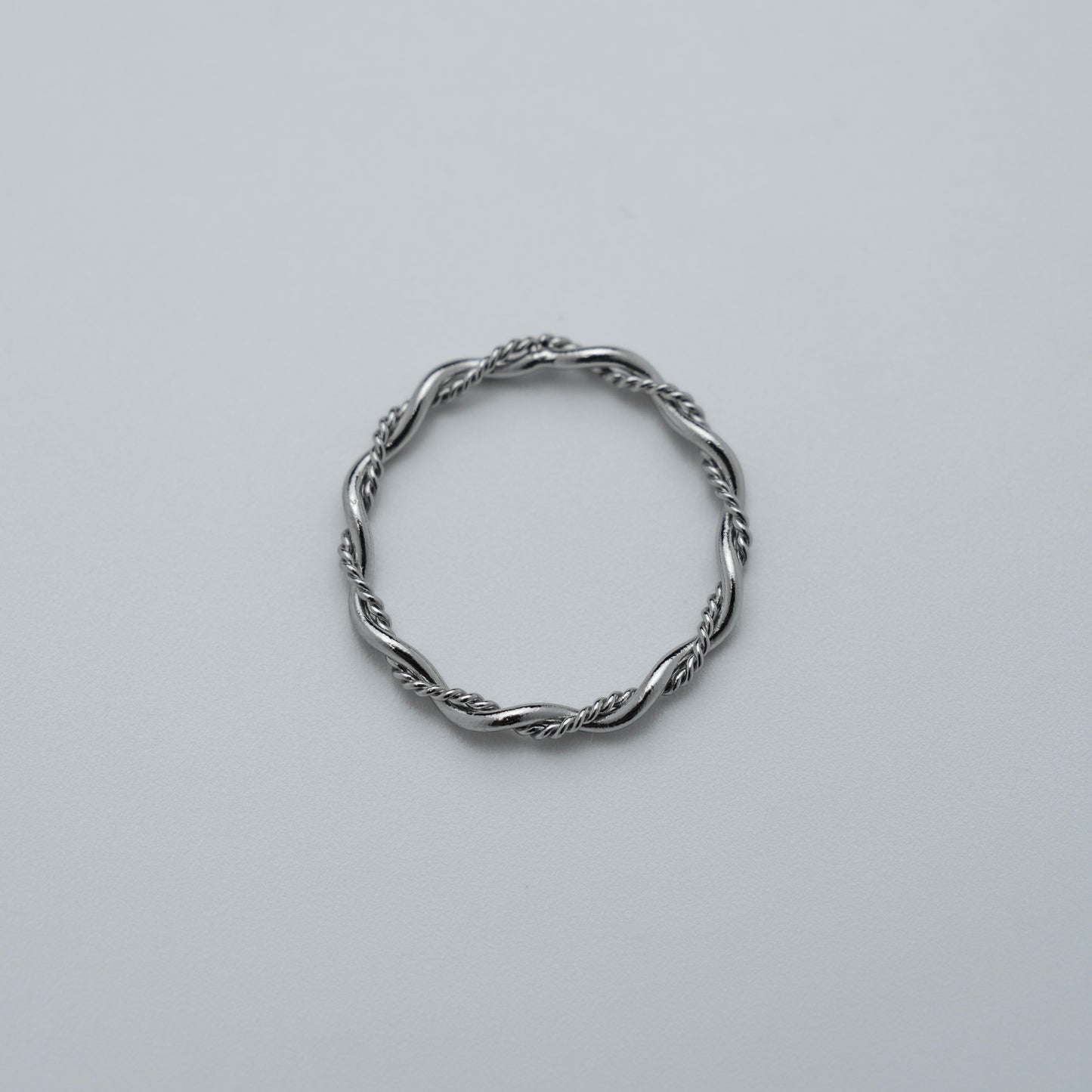 JAIRO Auro Double Twisted Ring in Silver