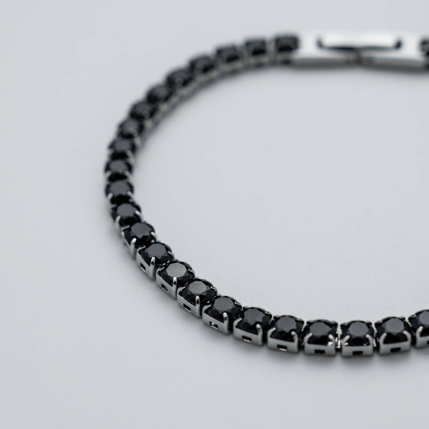 JAIRO Cairo Black Tennis Bracelet in Silver