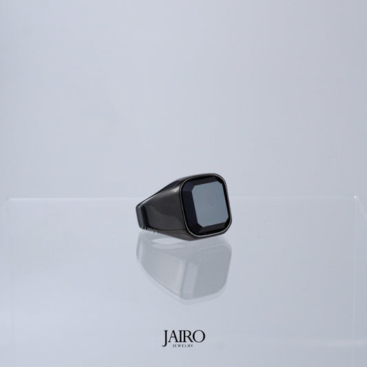 JAIRO Maxus Black Signet Ring in Jet Black