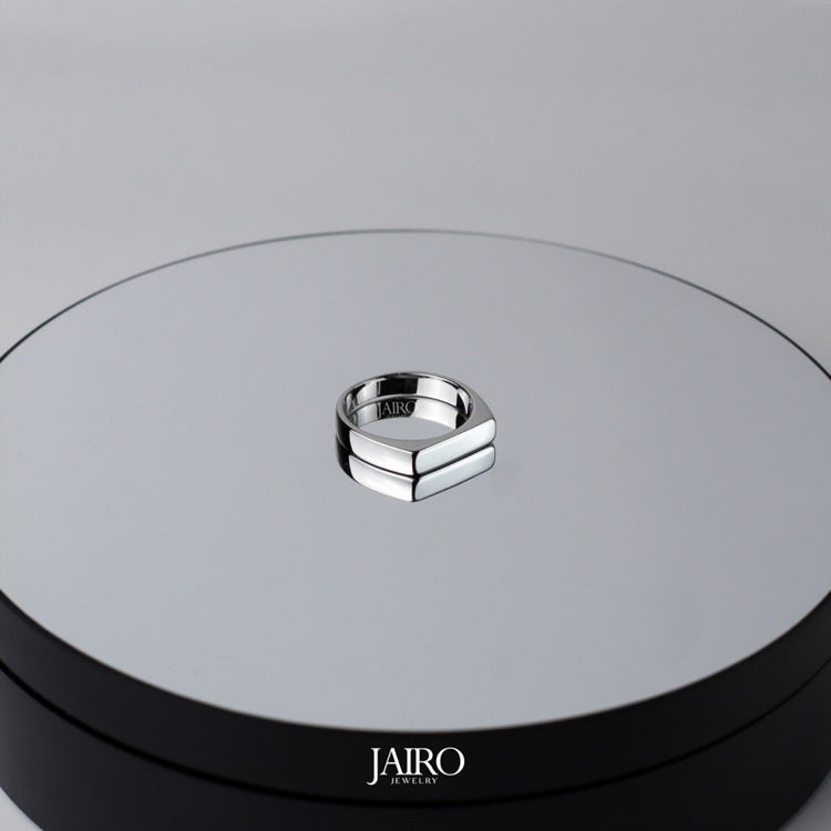 JAIRO Mauro Bar Signet Ring in Silver