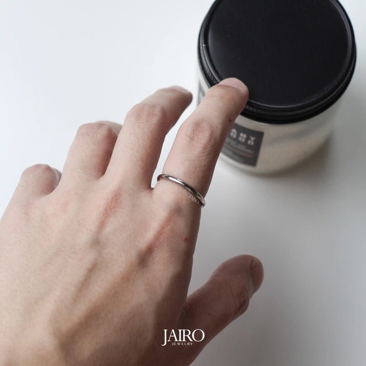 JAIRO Classic Ultra Slim Ring in Silver