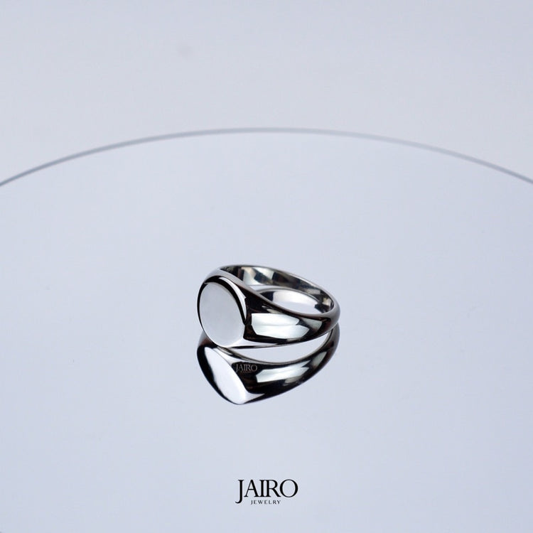 JAIRO Luca Signet Ring in Silver
