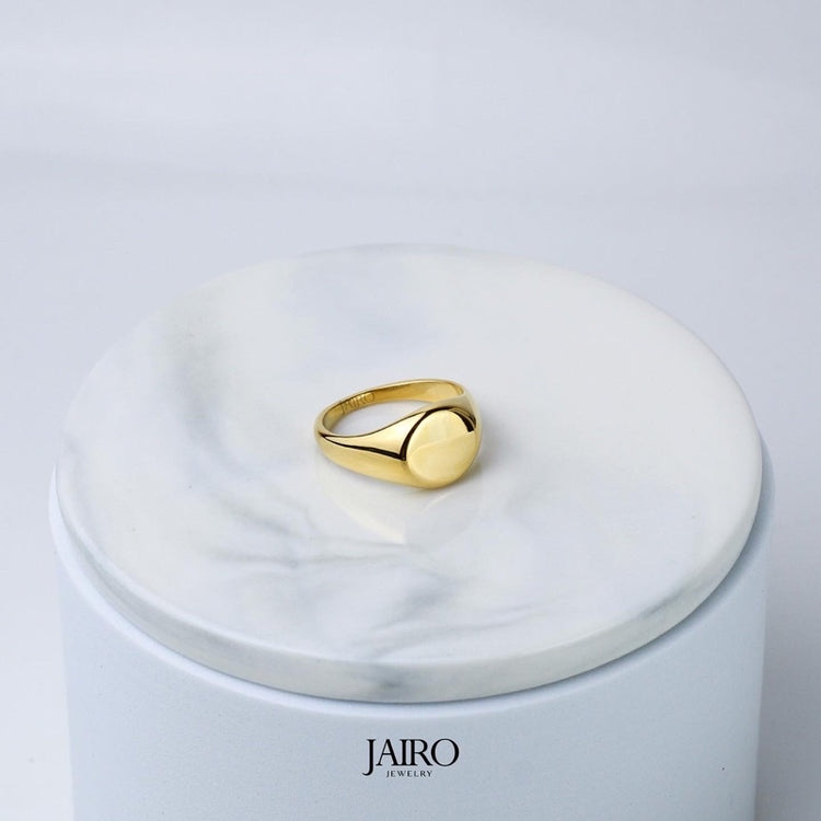 JAIRO Luca Signet Ring in Gold